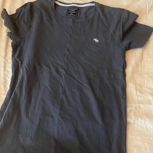 abercrombie tee xs